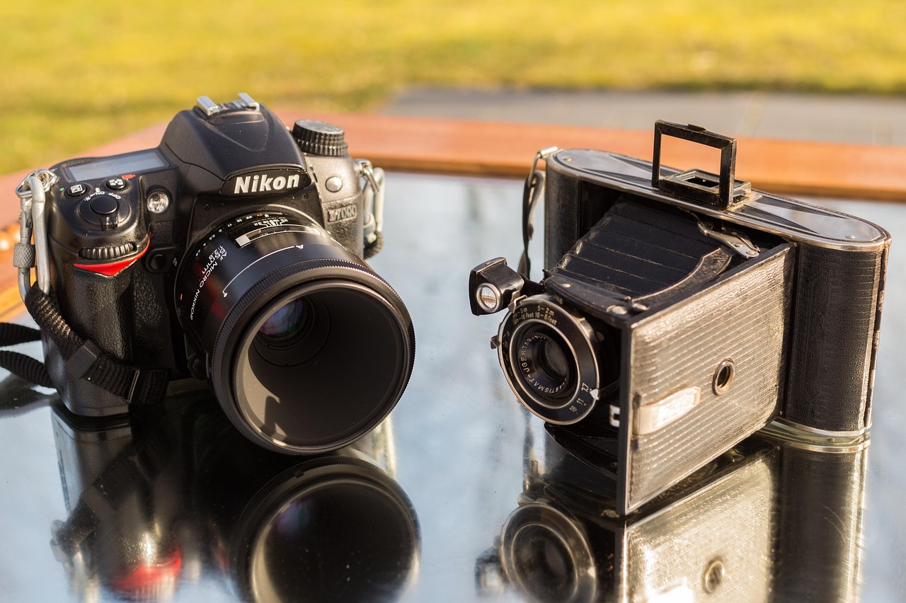 nikon-882165_1280.jpg